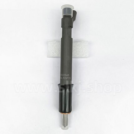 Fuel Injector 3802648 – Compatible Replacement Part for Cummins 6C8.3 Engine